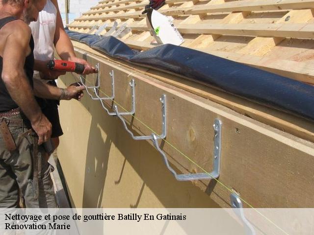 Nettoyage et pose de gouttière  batilly-en-gatinais-45340 Rénovation Marie